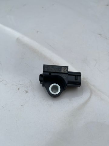 Датчик Айрбег передний GBEF57KC0 MAZDA