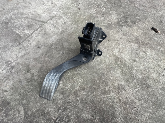 Педали газа 98AB9F836AE FORD