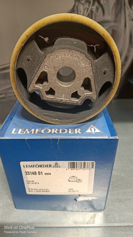 Нижняя опора двигателя 3314801 LEMFORDER