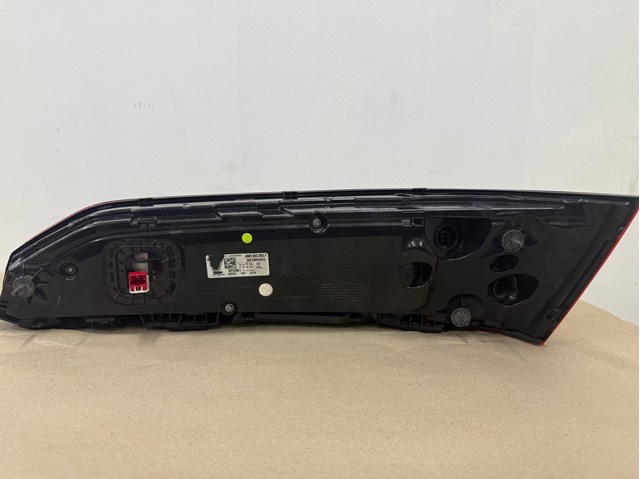 4M0945094F VAG Задний фонарь купить в Ровно
