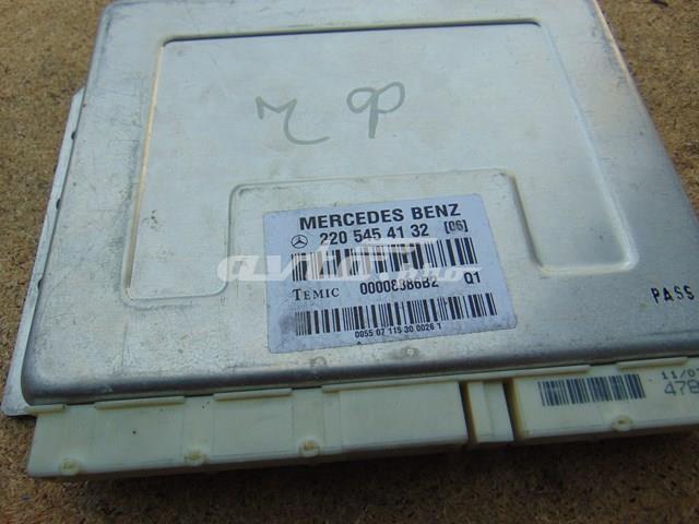 Блок управления пневмоподвеской mercedes s w220 2001 A2205454132