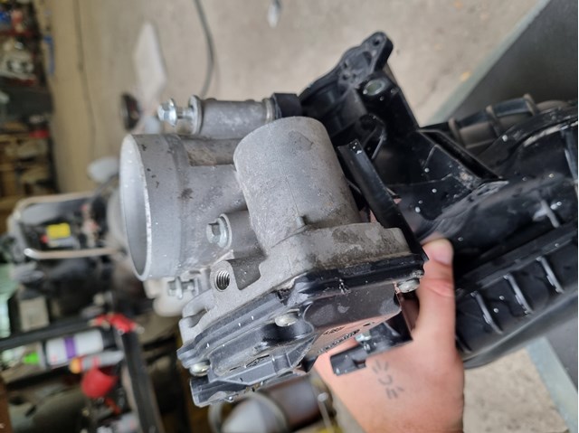 DS7E9F991AJ Дроссельная заслонка в сборе купить Тернополь
