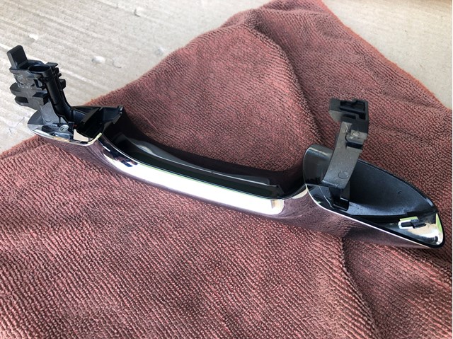 MERCEDES A09976019019149 Ручка двери задней наружная левая в наличии Полтава