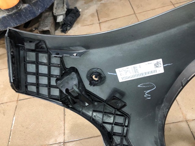 MERCEDES A1178856700 Бампер передний в наличии Украина
