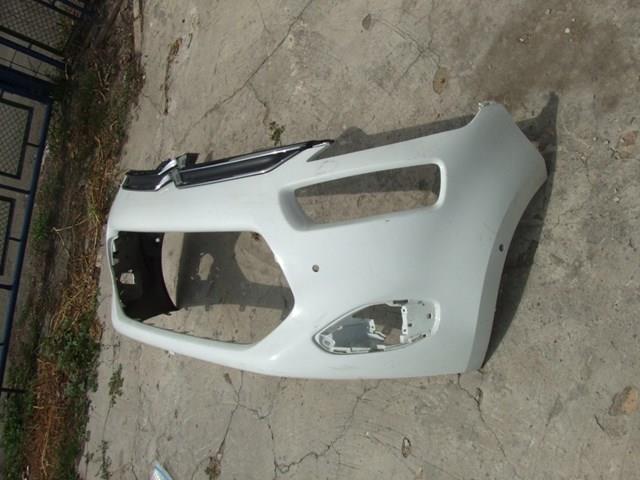 Облицовка радиатора 1609551280 PEUGEOT
