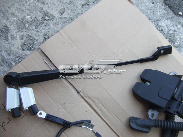 Поводок дворника заднего стекла 1713971 FORD