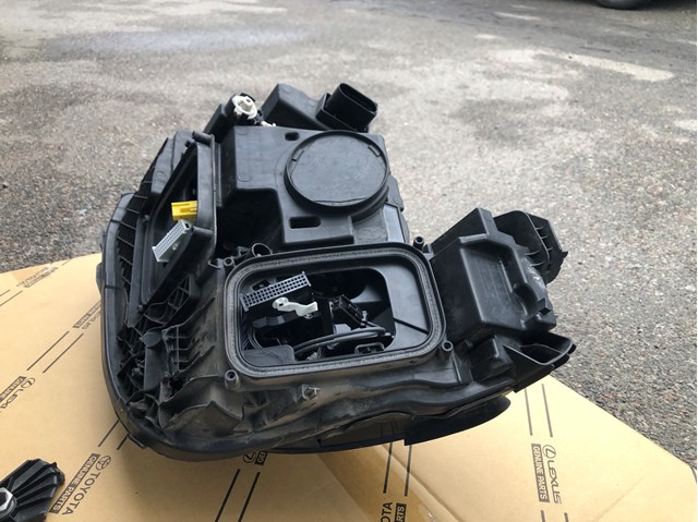 MERCEDES 2139069604 Фара правая в наличии Каменское