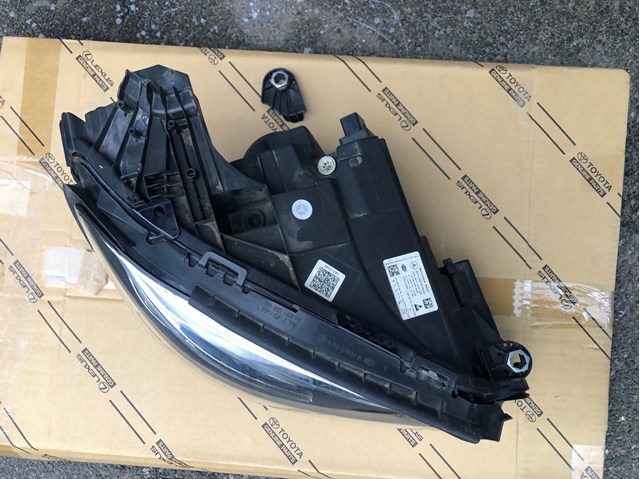 A2139069604 MERCEDES Правая фара купить в Хмельницкий