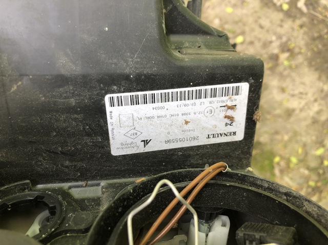 RENAULT 260105559R Правая фара в наличии Сумы