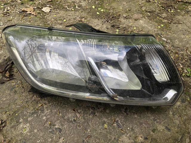 Фара комбинированная, передняя 260105559R RENAULT