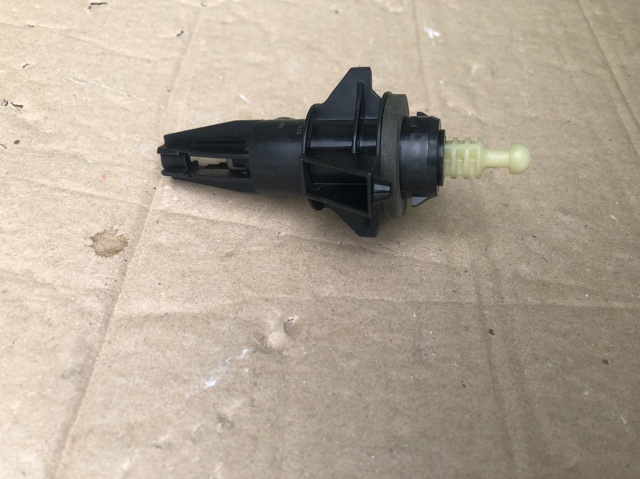 RENAULT 260568971R в наличии Ирпень