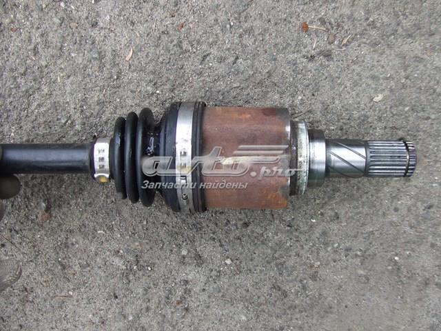 Полуось передняя, правая 391001HC3C NISSAN
