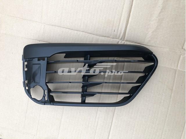 51117453980 BMW Решетка бампера переднего правая купить в Ужгород
