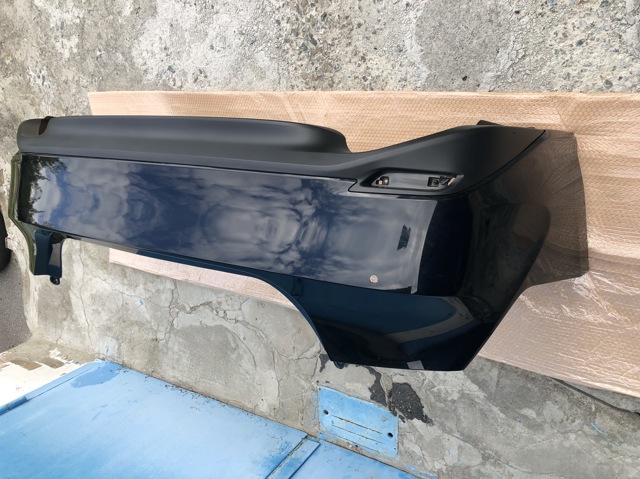 Бампер задний 5215933959 TOYOTA