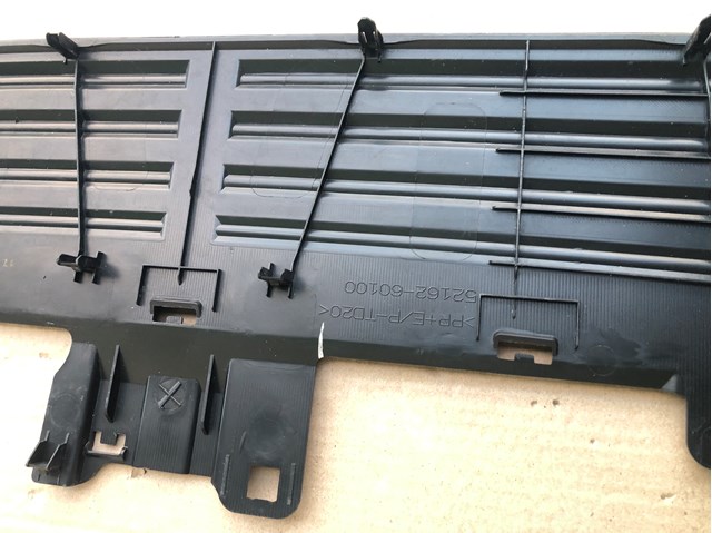 TOYOTA 5216260100 Кронштейн бампера заднего центральный в наличии Черновцы