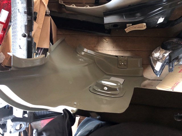 TOYOTA 6160205130 Крыло заднее левое в наличии Украина