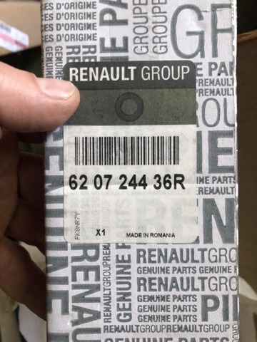 RENAULT 620724436R Молдинг решетки радиатора верхний в наличии Кривой Рог