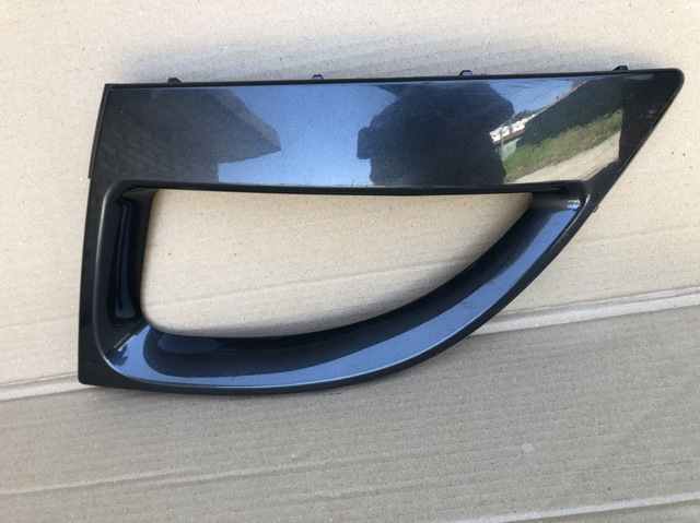 Накладка бампера переднего 623835888R RENAULT