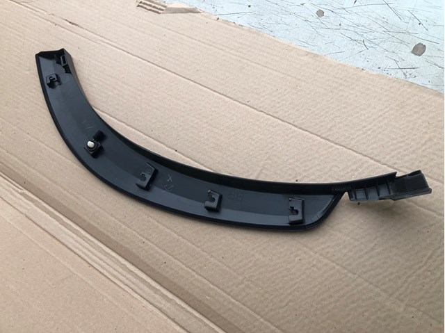 TOYOTA 7506178040 Накладка двери задней правой нижняя в наличии Киев