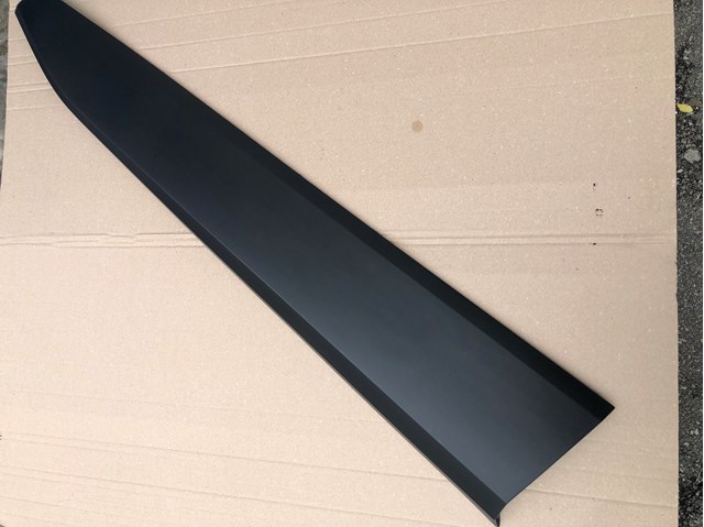 TOYOTA 75731F4010 Молдинг двери передней правой в наличии Кривой Рог