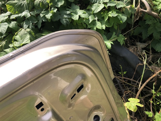 VAG 760827025C Ляда в наличии Винница