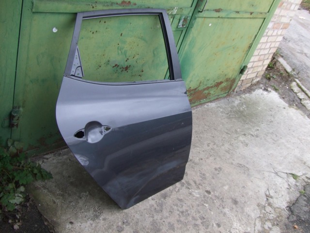 Задняя правая дверь 770041P000 HYUNDAI