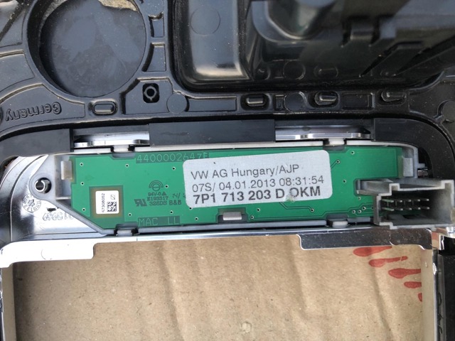7P1863212A041 VAG купить в Винница