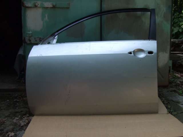 Двери 80101AV632 NISSAN