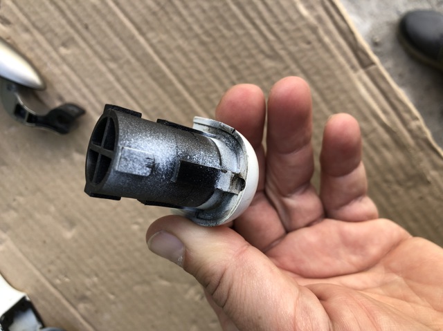808400004R RENAULT купить в Ирпень