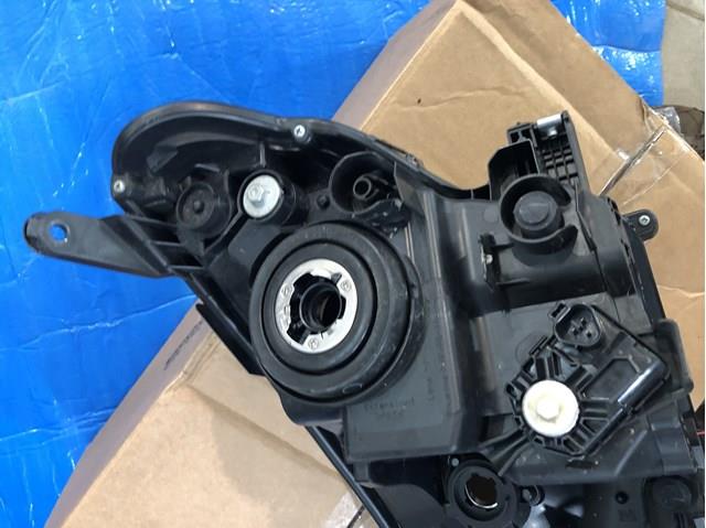 8113042650 TOYOTA Фара правая купить в Павлоград