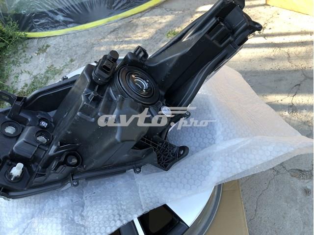 81130K0060 TOYOTA Правая фара купить в Одесса