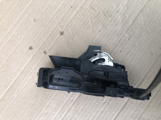 81310H8040 HYUNDAI Замок водительской двери купить в Харьков