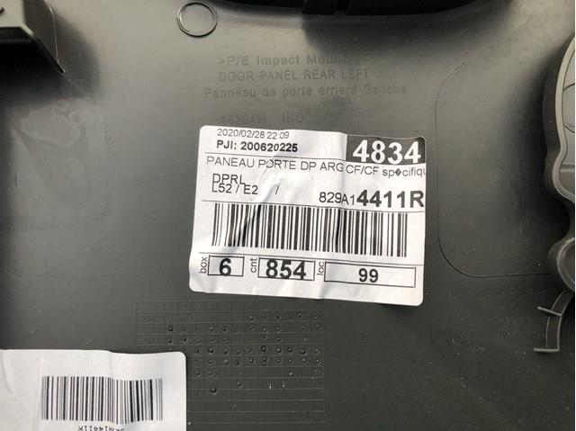 RENAULT 829A14411R Обшивка (облицовка) внутренняя двери задней левой в наличии Ровно