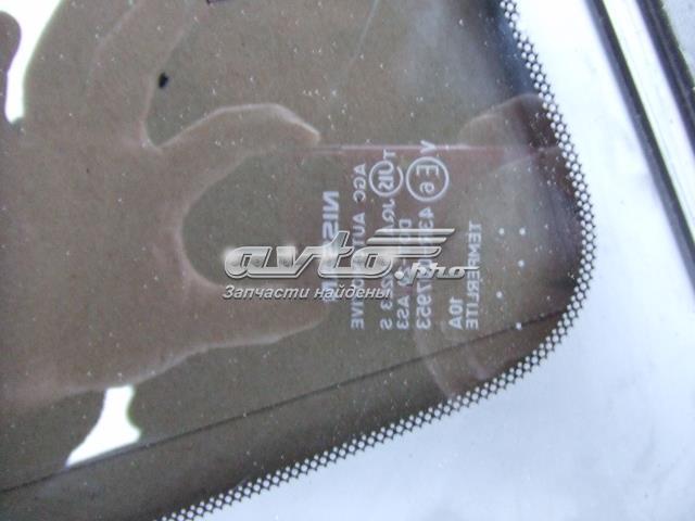 833004BA0B NISSAN Стекло кузова (багажного отсека) правое купить в Павлоград