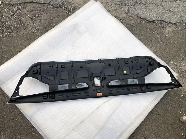 848105368R RENAULT Накладка крышки багажника купить в Харьков