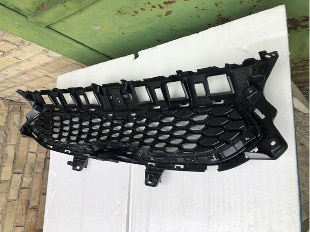 86350J7010 HYUNDAI Решетка радиатора купить в Ирпень