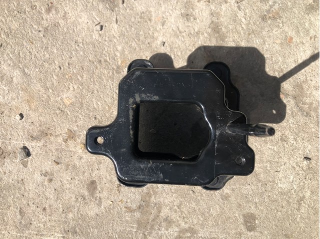HYUNDAI 86642F1500 в наличии Ирпень