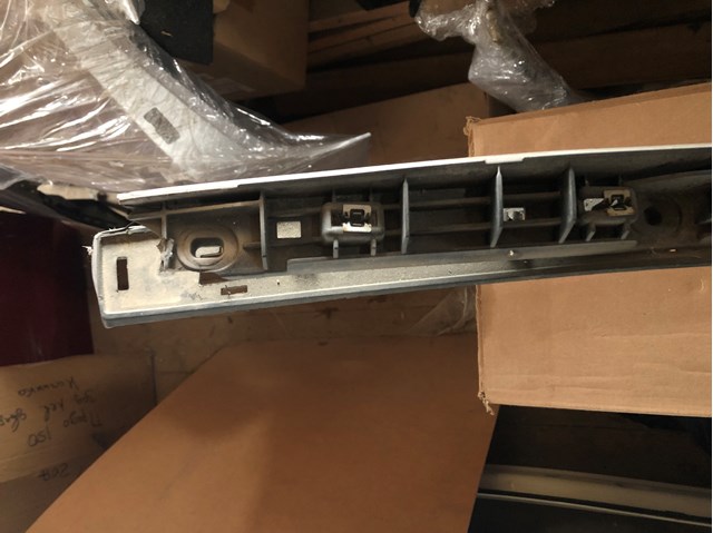 872703W000 HYUNDAI купить в Ирпень