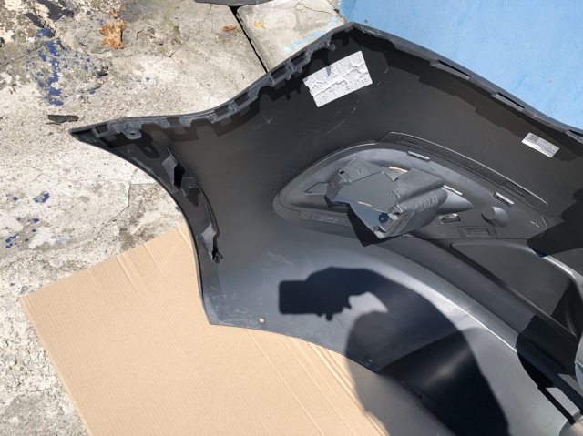 91088593009K83 MERCEDES Бампер передний купить в Николаев