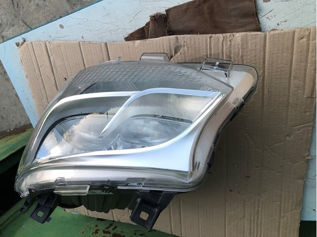 9109060000 MERCEDES Левая фара купить в Украина