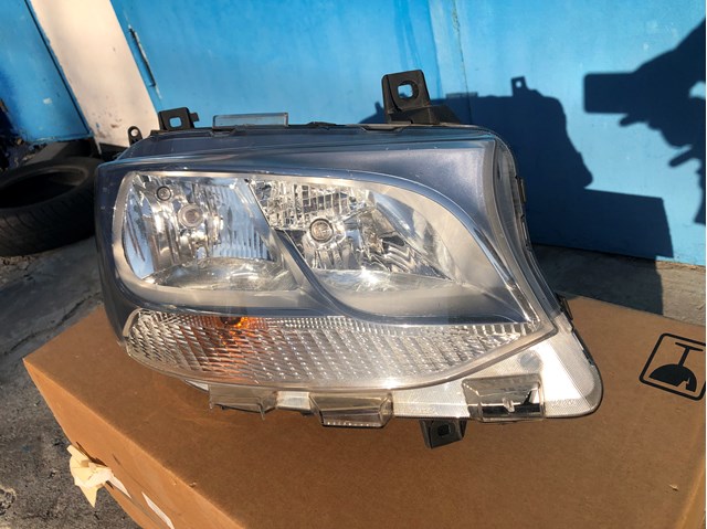 MERCEDES 9109060100 Фара правая в наличии Винница