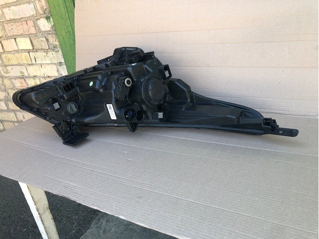 92101H0600 HYUNDAI Левая фара купить в Черновцы