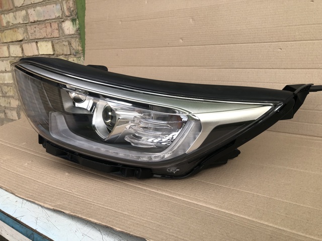 Фара левая передняя 92101H8500 HYUNDAI