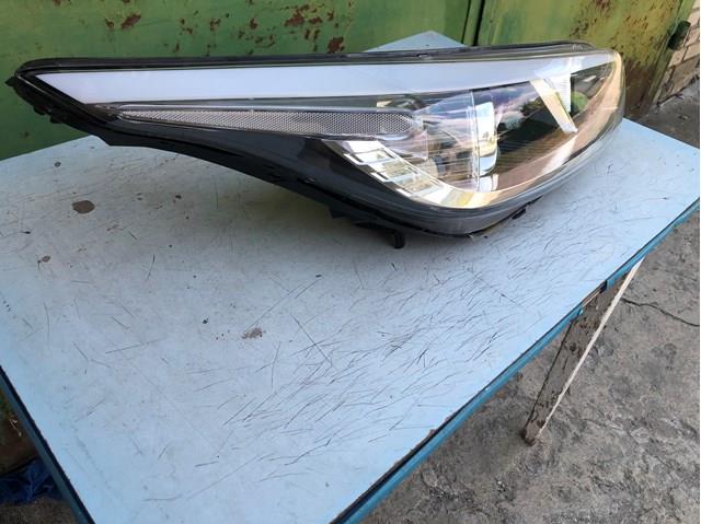 92102A2000 HYUNDAI Правая фара купить в Ужгород