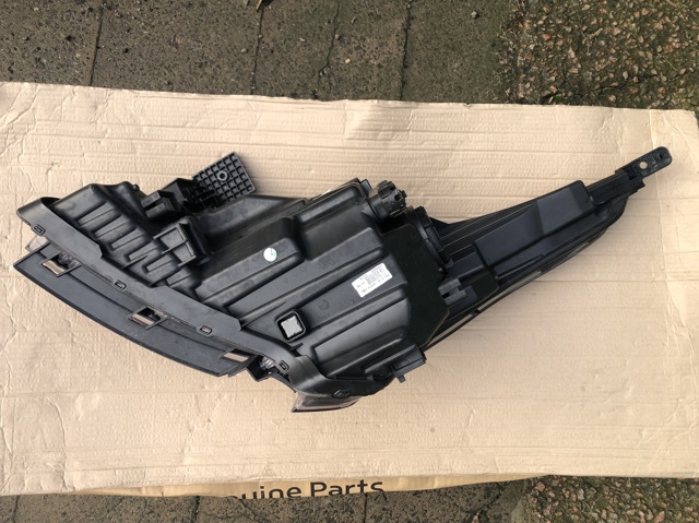 92102H0500 HYUNDAI Правая фара купить в Хмельницкий