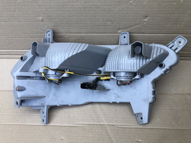 HYUNDAI 92406D9710 Фонарь противотуманный задний правый в наличии Николаев