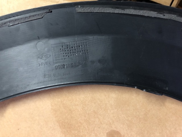 960169632R RENAULT Расширитель (накладка) арки переднего крыла правый купить в Павлоград