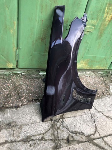 Правое крыло F31001CAAA NISSAN