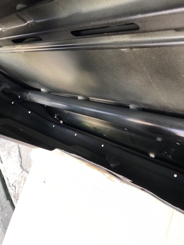 H01004EAAA NISSAN Дверь передняя правая купить в Львов