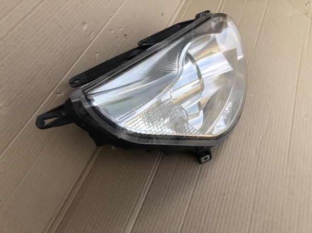 T113772020AF CHERY Правая фара купить в Украина